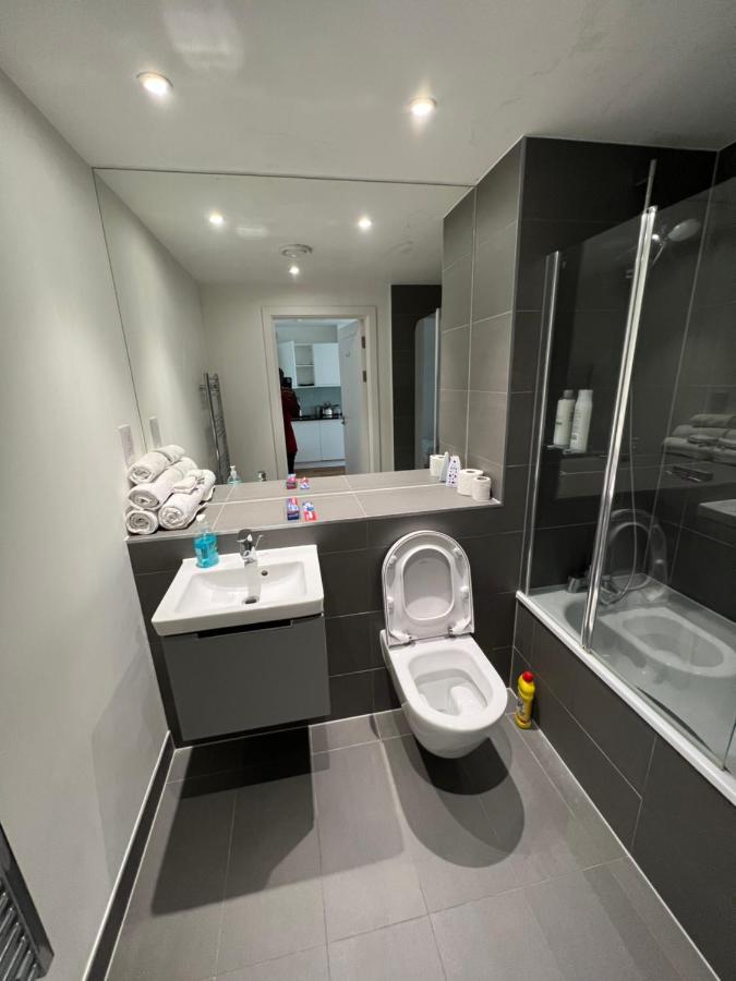 Lovely Apartment In The Centre Of Croydon Exterior photo