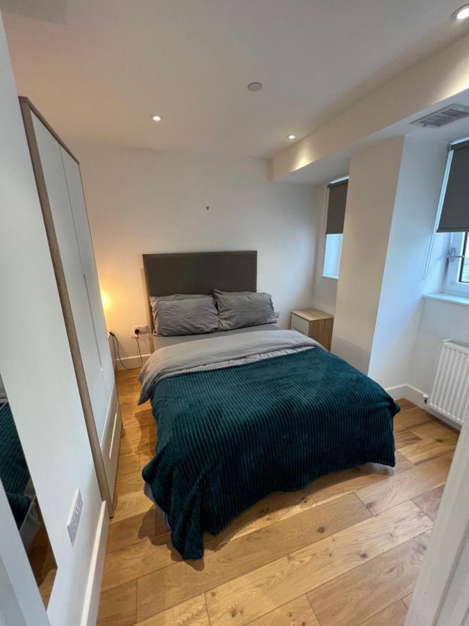 Lovely Apartment In The Centre Of Croydon Exterior photo